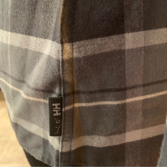helly Hansen grey yellow plaid button down top - Picture 4 of 4